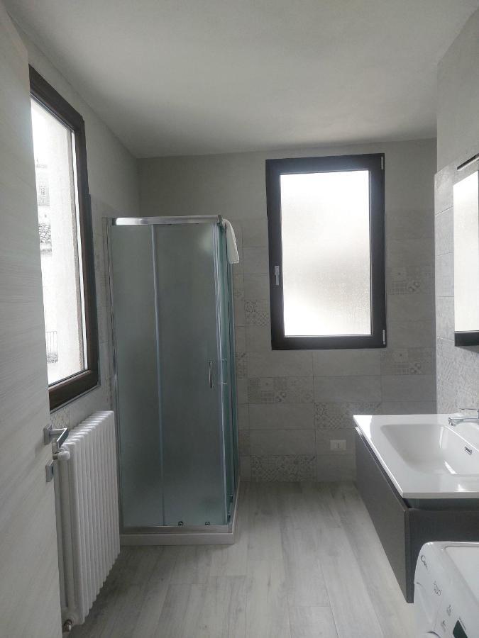 Casa Junno Lägenhet Monte SantʼAngelo Exteriör bild