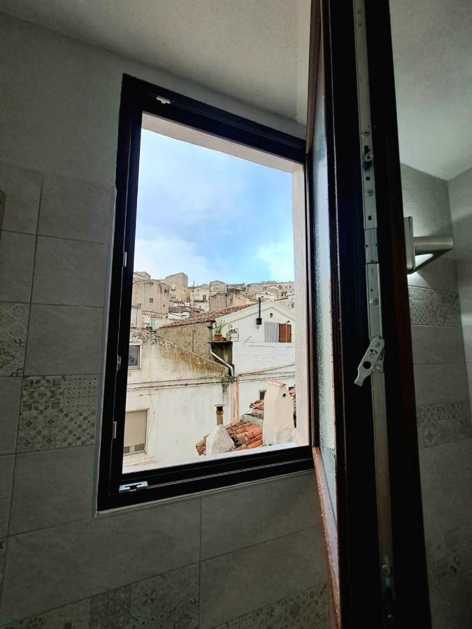 Casa Junno Lägenhet Monte SantʼAngelo Exteriör bild