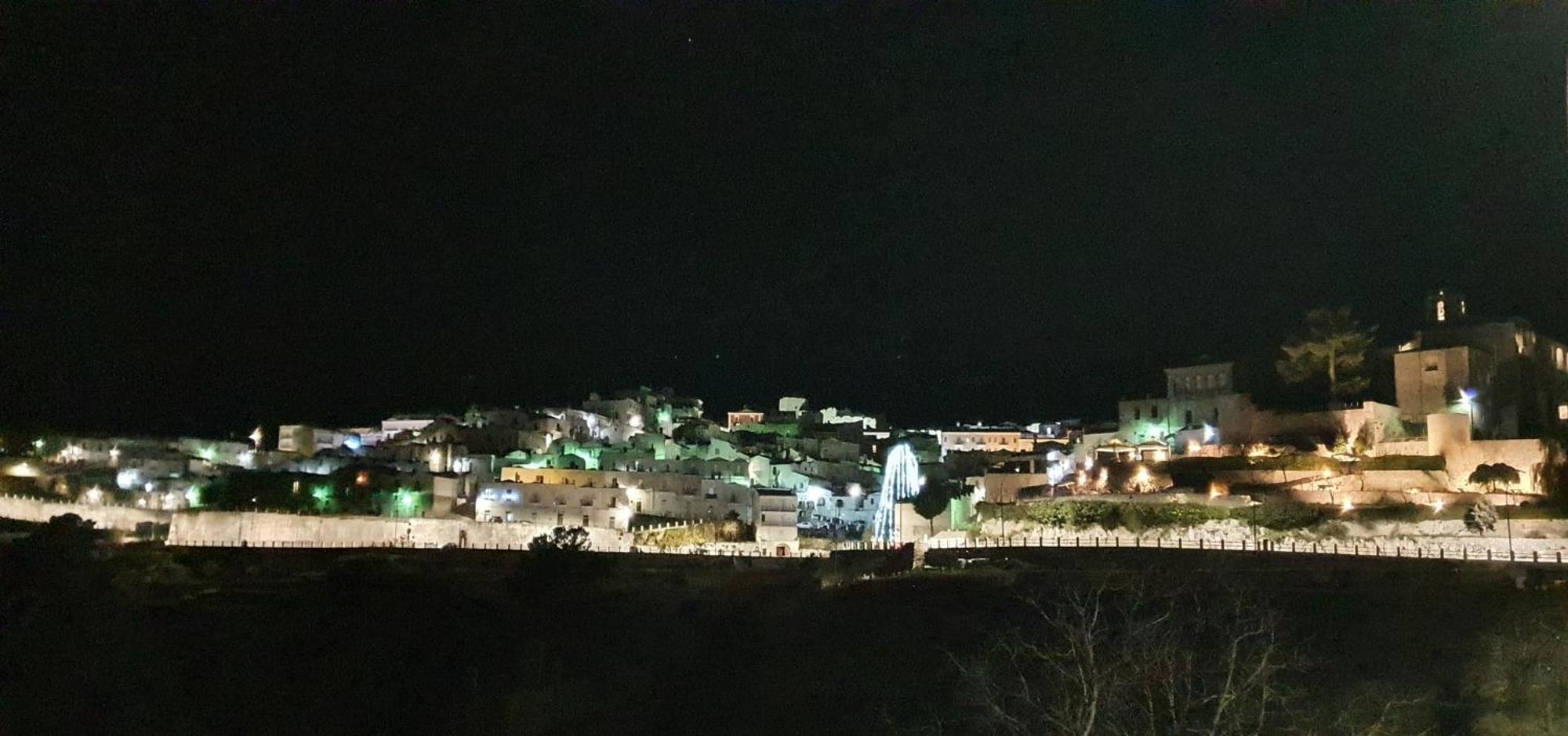 Casa Junno Lägenhet Monte SantʼAngelo Exteriör bild